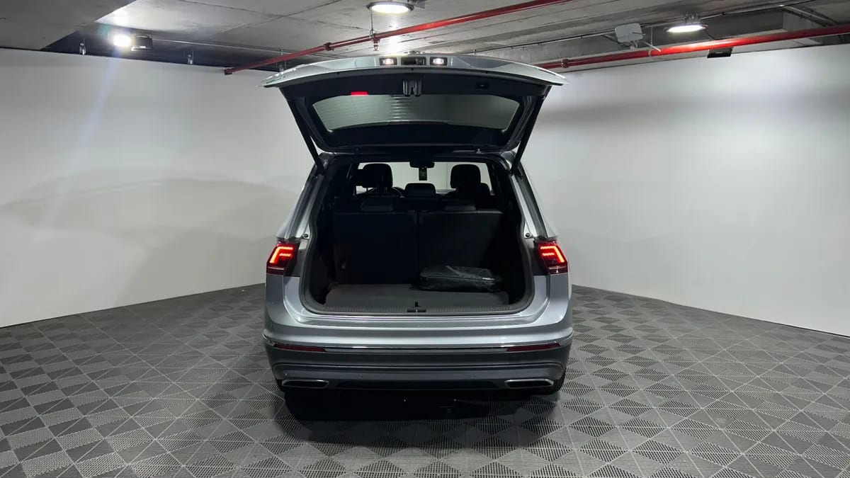 Volkswagen Tiguan 2.0 Tsi Limited At 4x4 año 2020