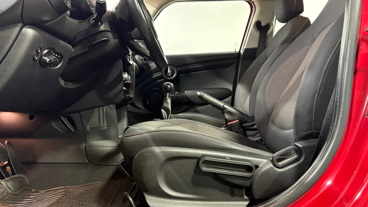 Mini Cooper 1.5 F55 Classic Mt año 2019