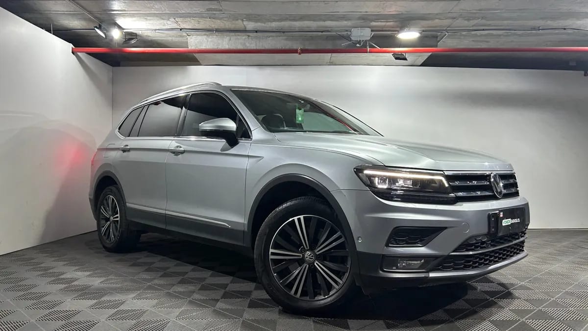 Volkswagen Tiguan 2.0 Tsi Limited At 4x4 año 2020