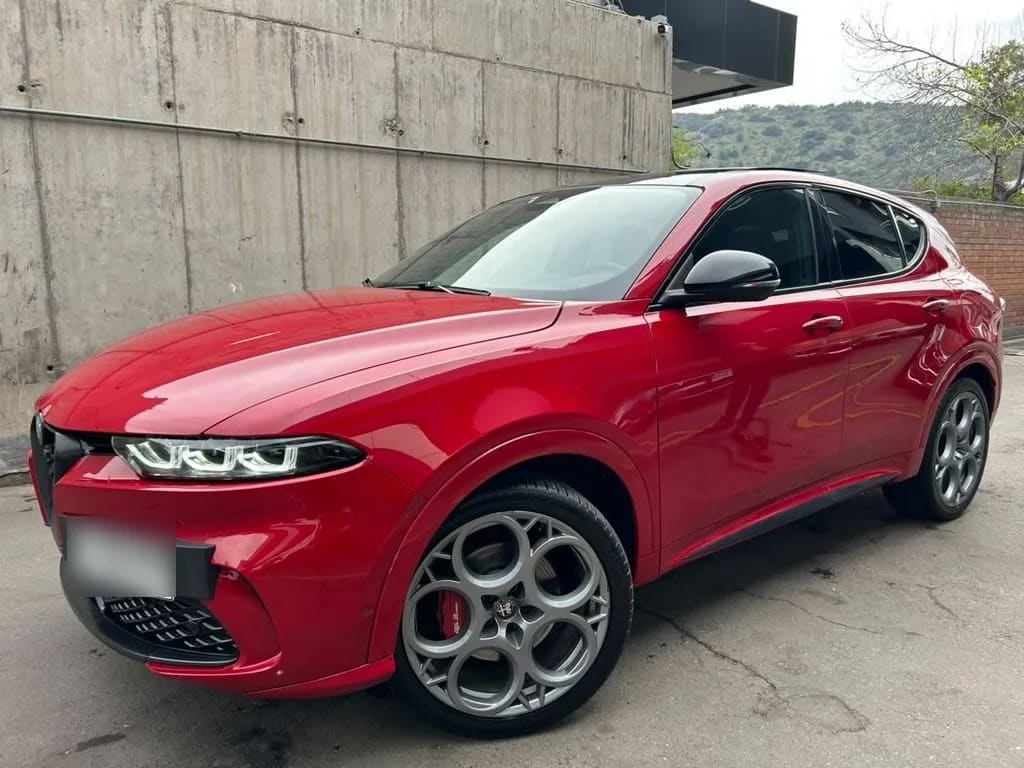 Alfa Romeo Tonale 1.3 Tributo Phev Hybrid 4x4 At 5p año 2025