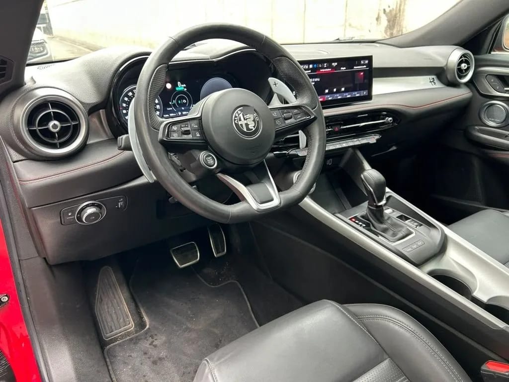 Alfa Romeo Tonale 1.3 Tributo Phev Hybrid 4x4 At 5p año 2025
