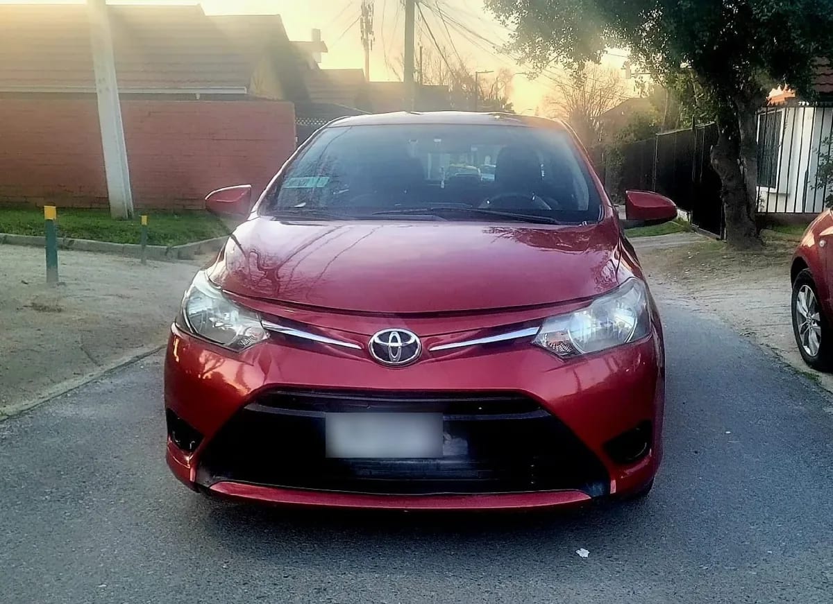 TOYOTA YARIS 1.5 Sedan Xli Mt año 2017