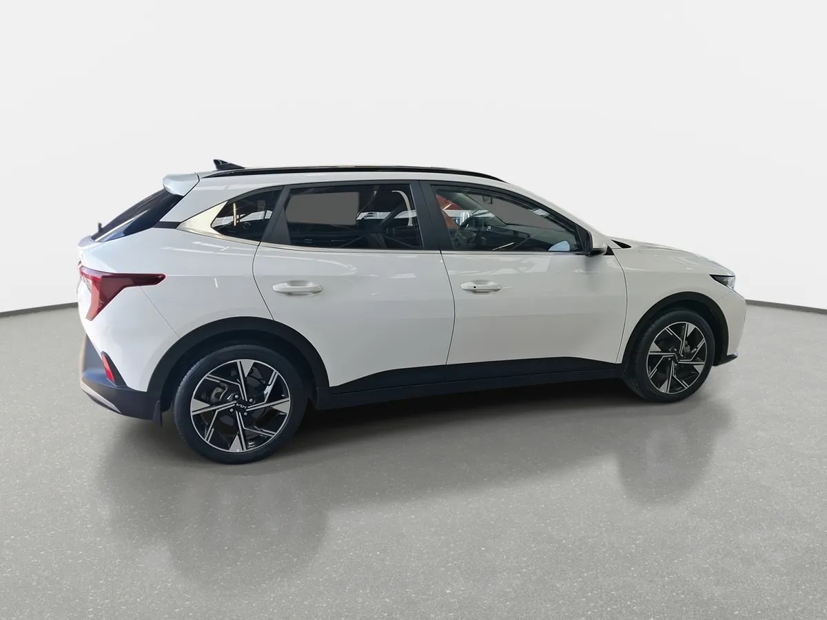 Kia K3 Cross 1.6 Ex Full 4x2 Mt 5p año 2024