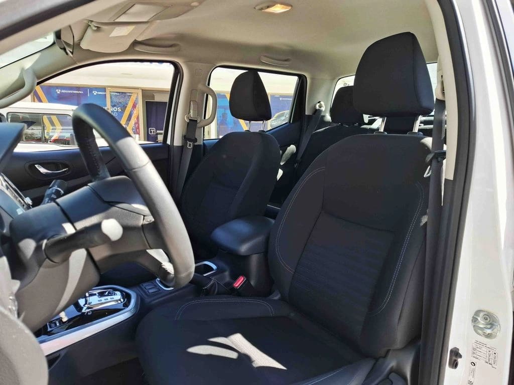 Nissan Navara Xe 4x4 2.3 At año 2023