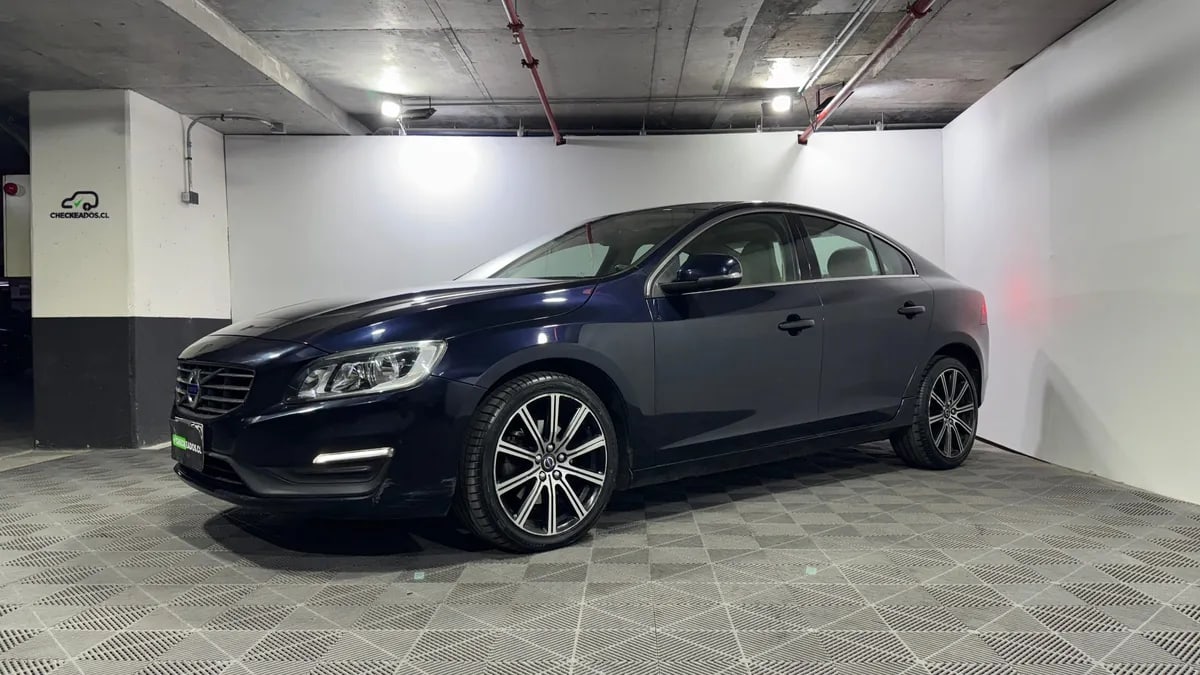 Volvo S60 1.6 D2 Comfort Sv Plus At Diesel año 2018