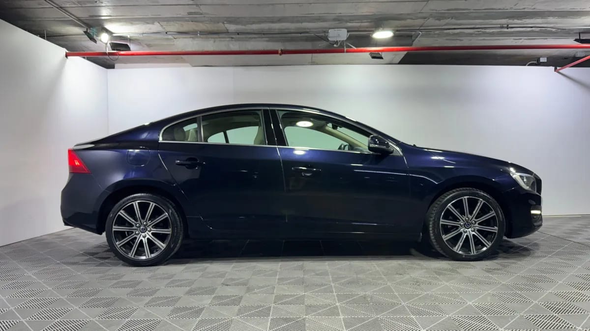Volvo S60 1.6 D2 Comfort Sv Plus At Diesel año 2018