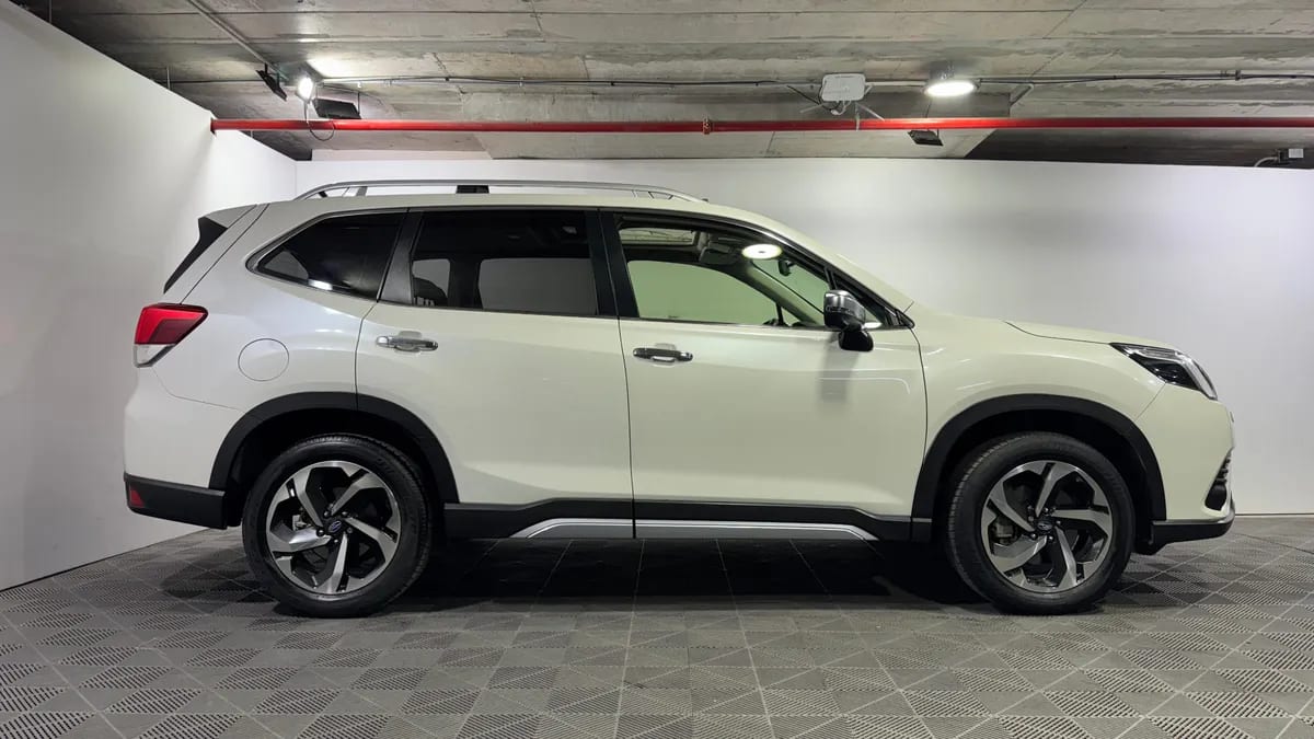 Subaru Forester 2.5 Awd Limited Eyesight Gardx At 4x4 año 2023