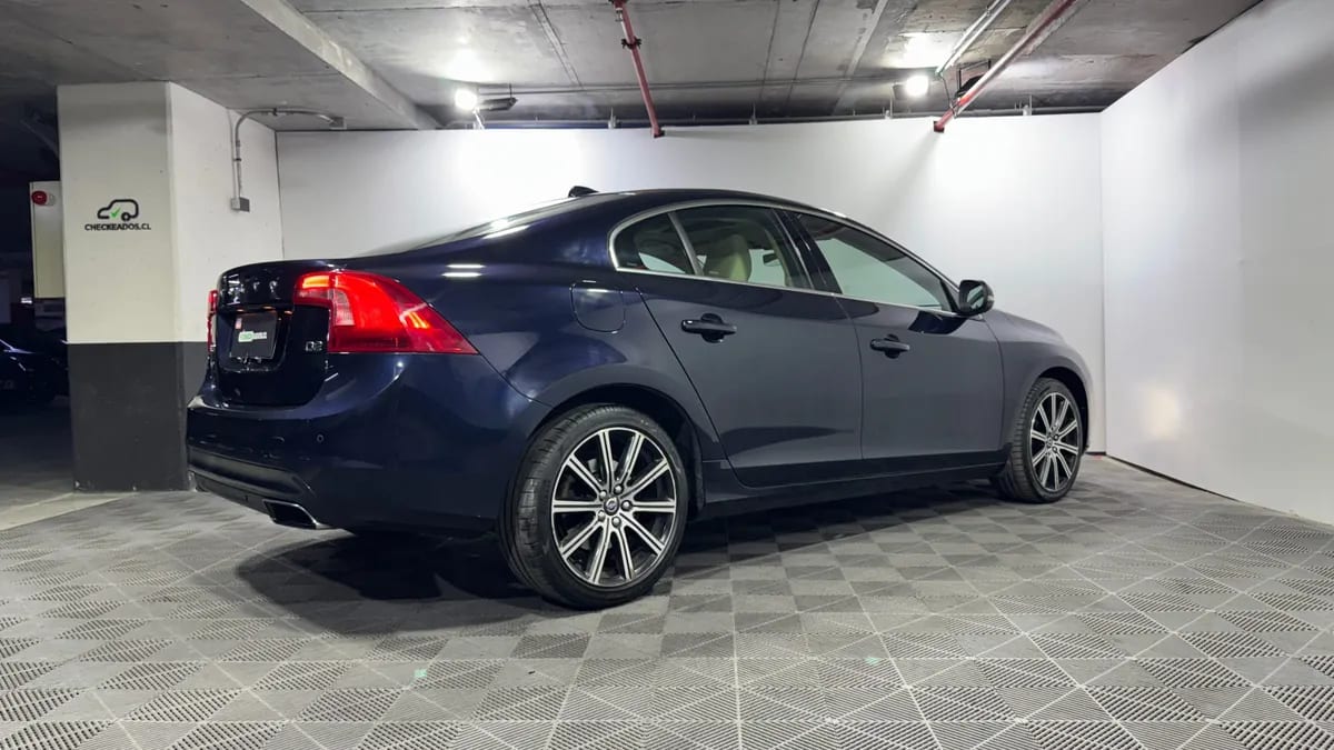 Volvo S60 1.6 D2 Comfort Sv Plus At Diesel año 2018