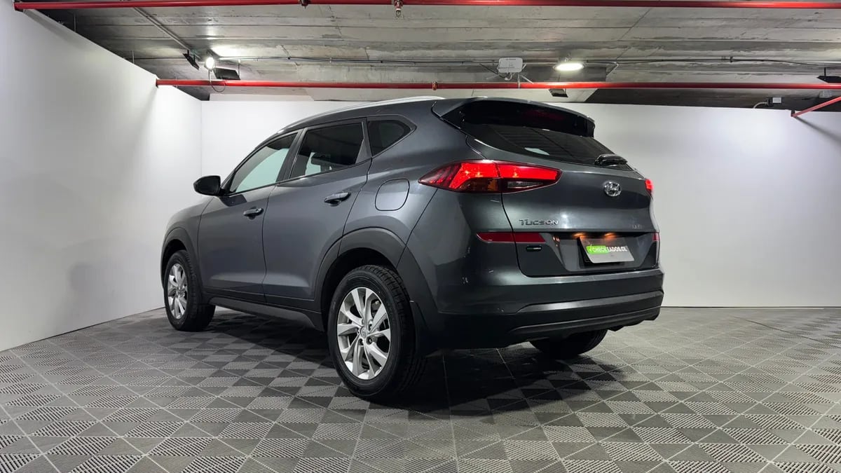 Hyundai Tucson 2.0 Gl 4x2 Mt año 2019