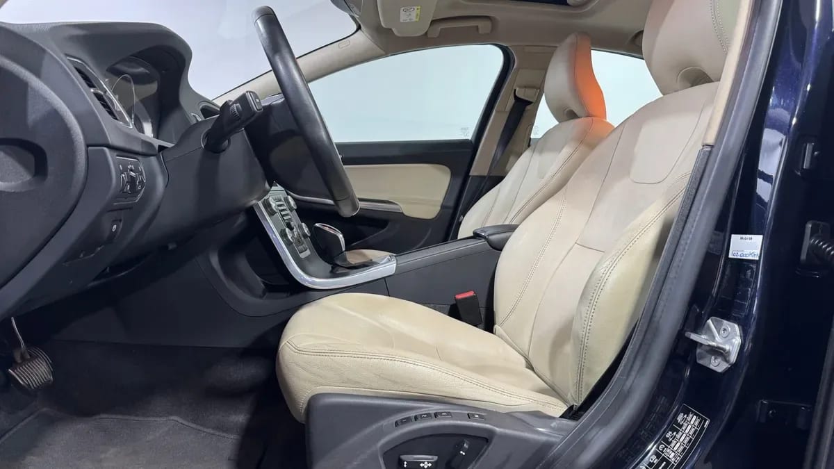 Volvo S60 1.6 D2 Comfort Sv Plus At Diesel año 2018