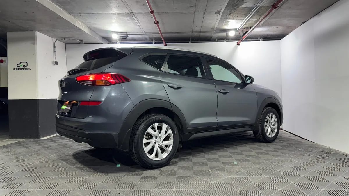 Hyundai Tucson 2.0 Gl 4x2 Mt año 2019