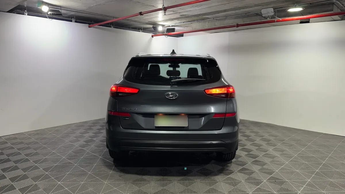 Hyundai Tucson 2.0 Gl 4x2 Mt año 2019