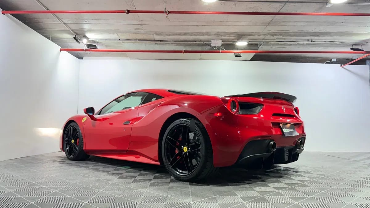 Ferrari 488 3.9 Gtb Berlinetta At año 2018
