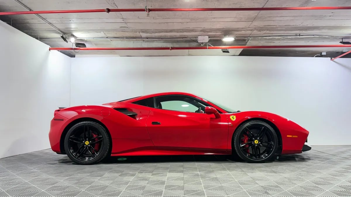 Ferrari 488 3.9 Gtb Berlinetta At año 2018