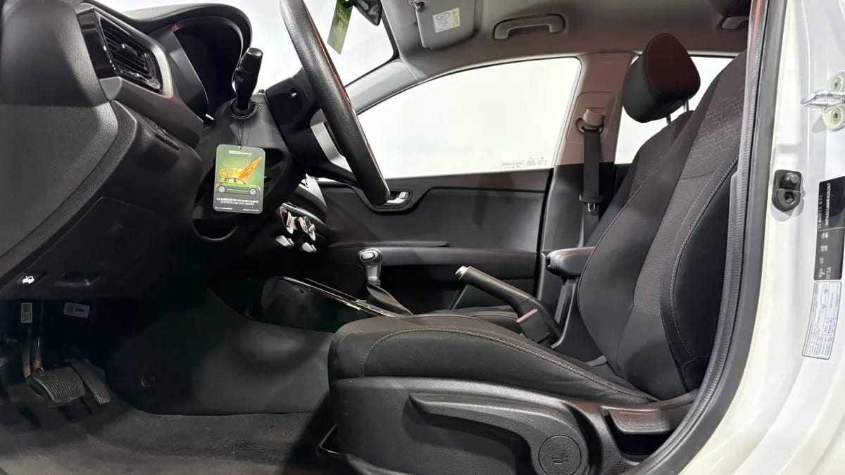Kia Rio 5 1.4 Ex Full At año 2022