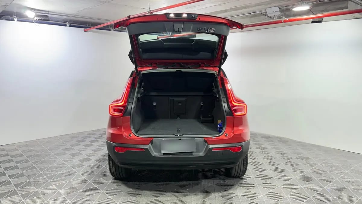Volvo Xc40 T4 año 2021