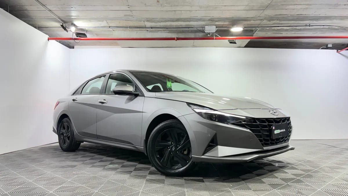 Hyundai Elantra 1.6 Cn7 Plus Mt año 2024