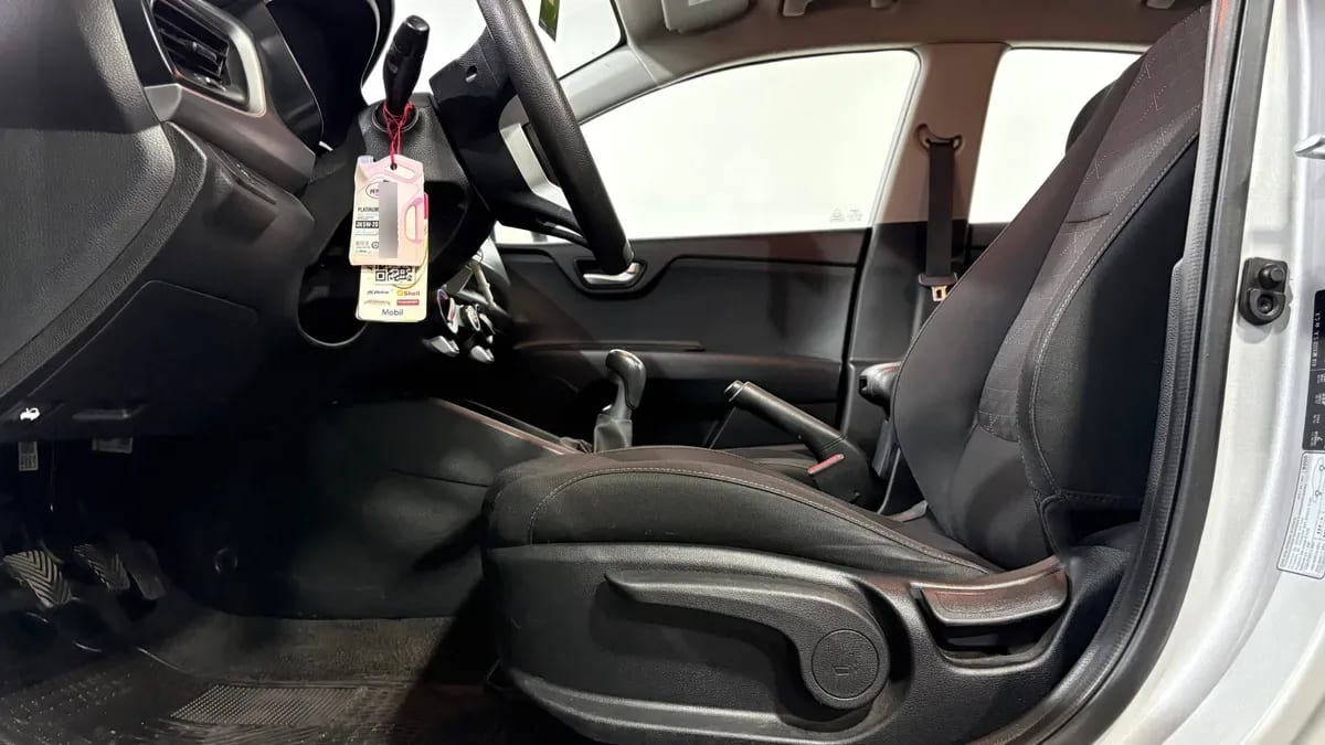 Kia Rio 4 1.4 Ex Mt año 2022