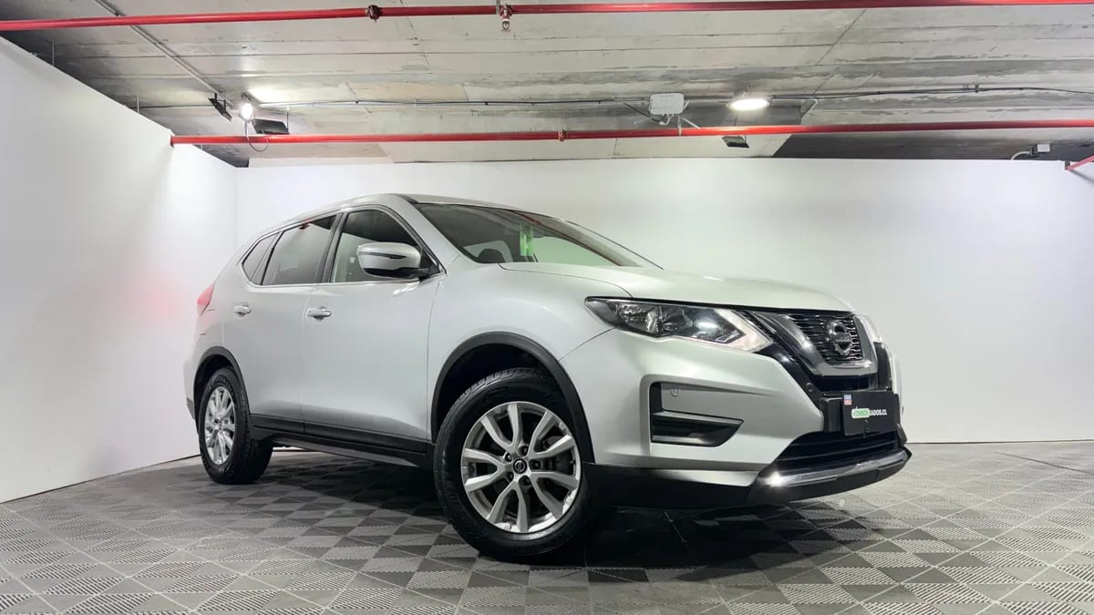 Nissan X-Trail Sense 2.5 At 3row año 2022