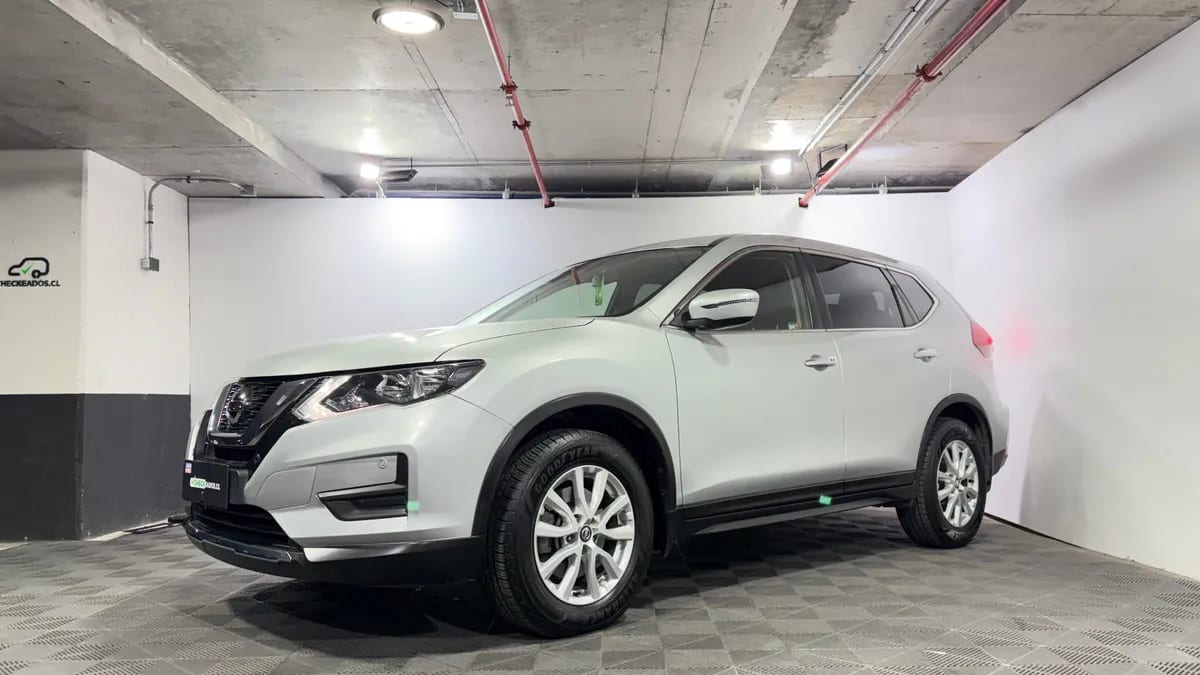 Nissan X-Trail Sense 2.5 At 3row año 2022