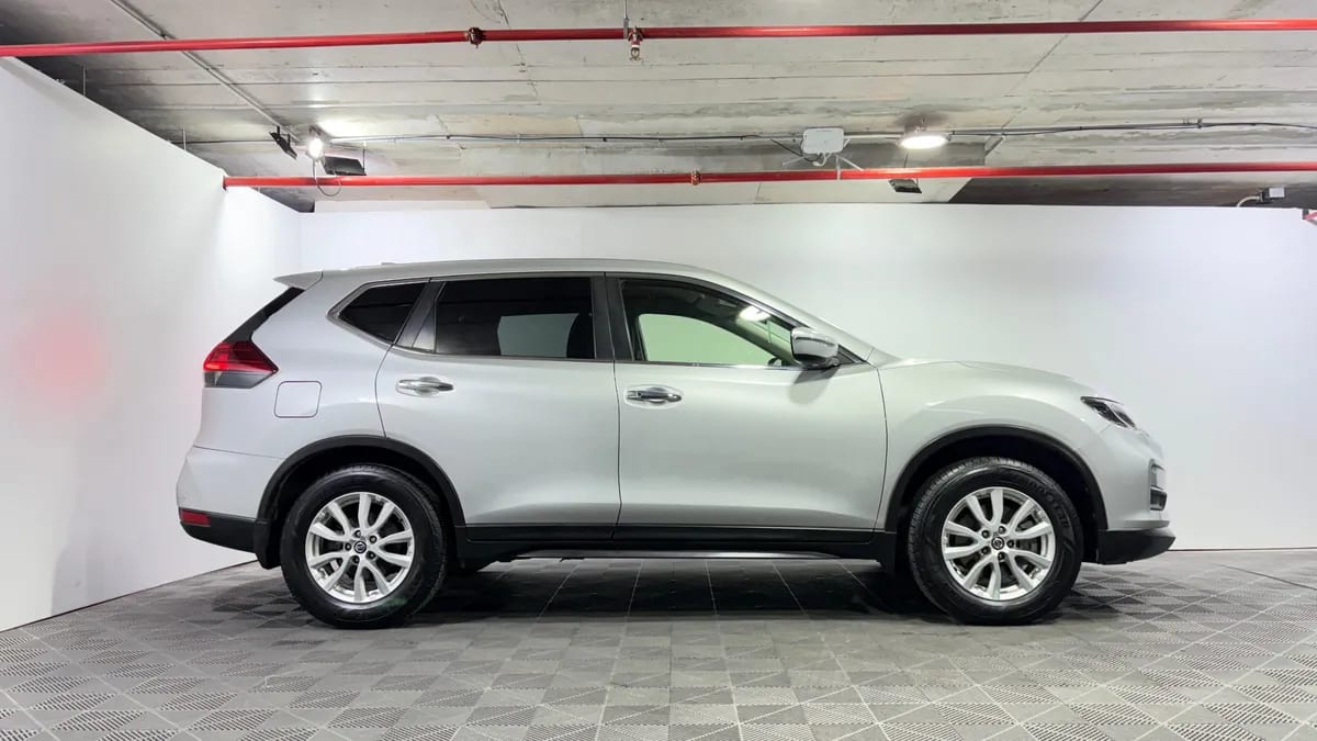 Nissan X-Trail Sense 2.5 At 3row año 2022