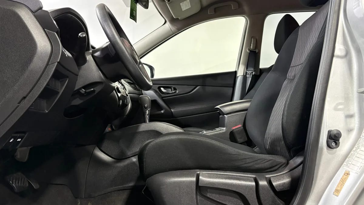 Nissan X-Trail Sense 2.5 At 3row año 2022