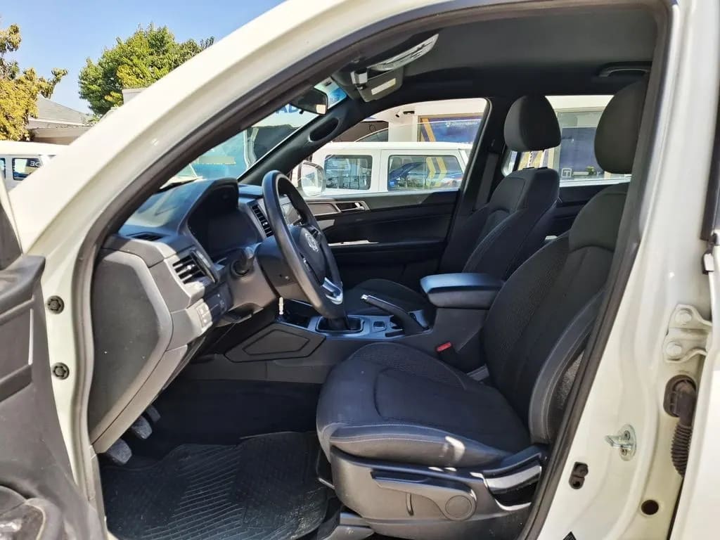Ssangyong Grand Musso 2.2 Mt 4x2 año 2023