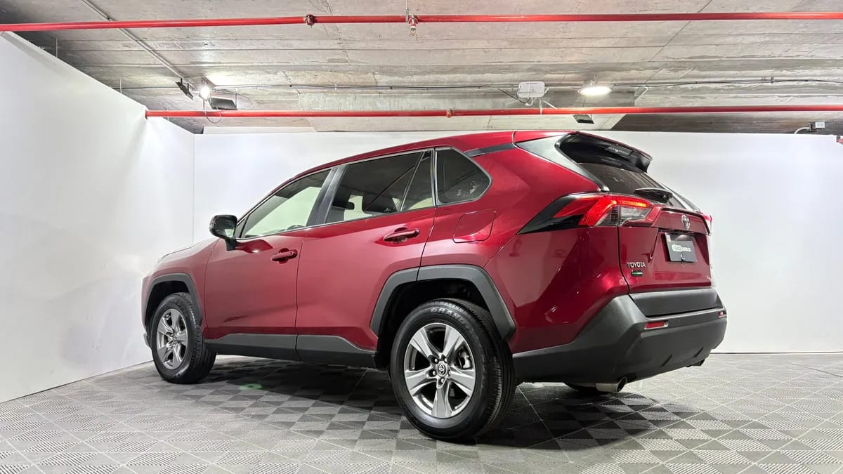 Toyota Rav4 2.0 Le At año 2023
