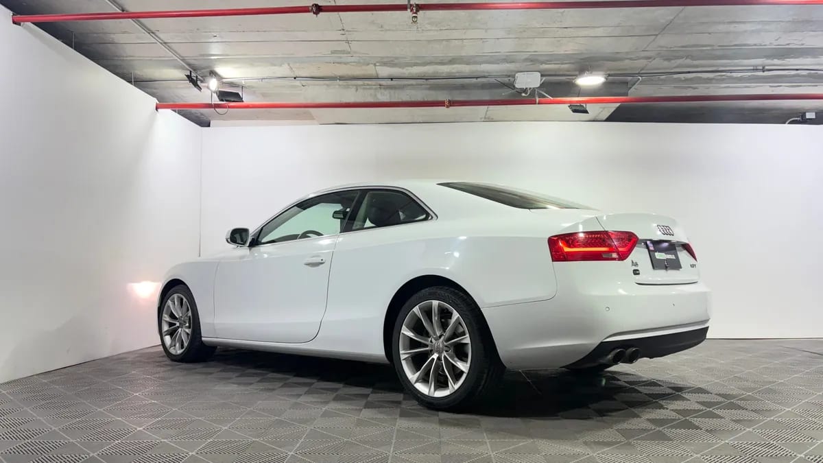 Audi A5 1.8 Coupe Tfsi At año 2017