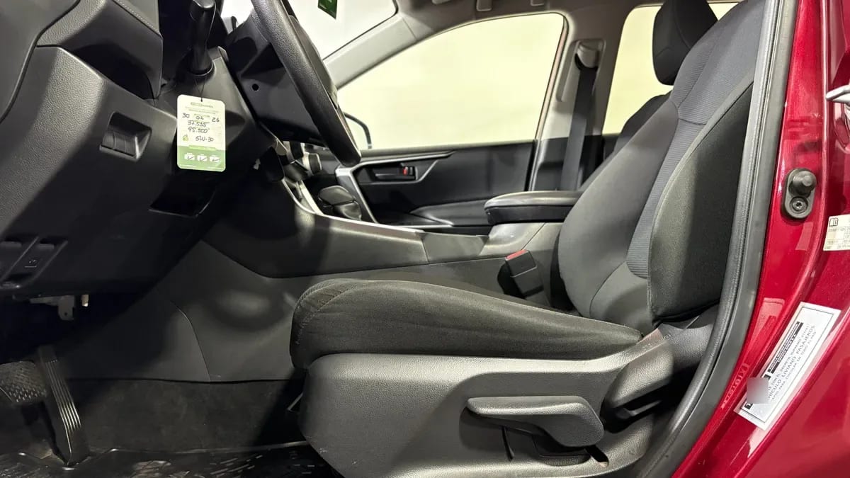 Toyota Rav4 2.0 Le At año 2023