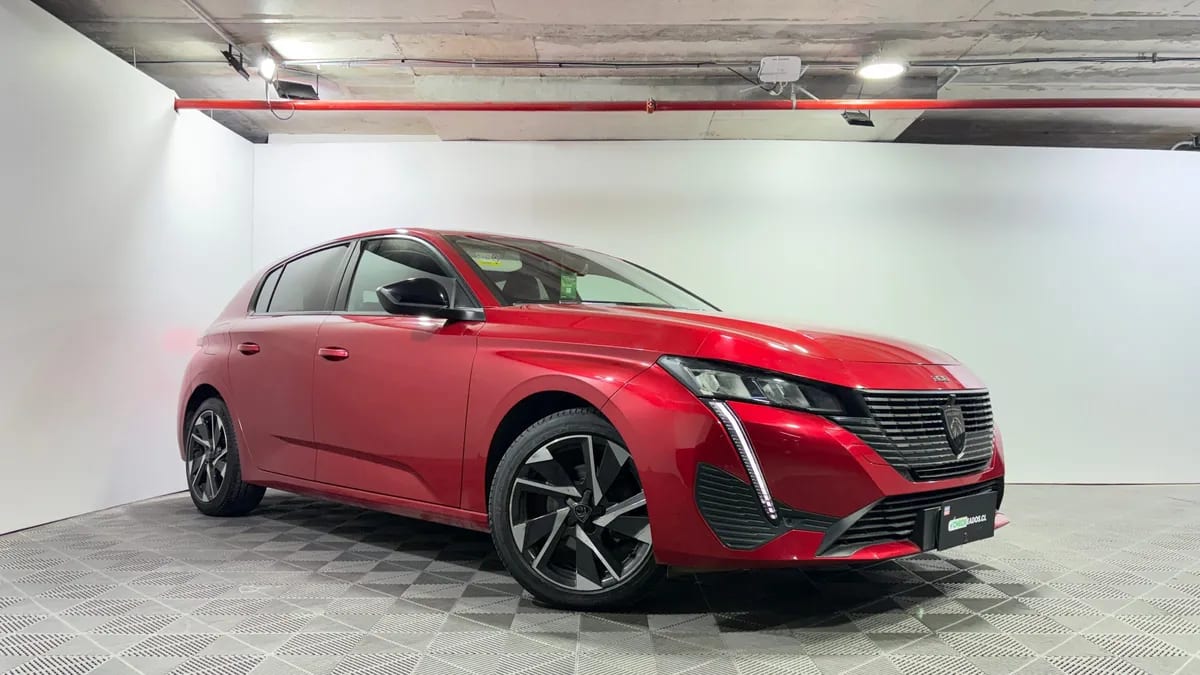 Peugeot 308 1.2 Allure Pack Puretech 130hp At año 2023