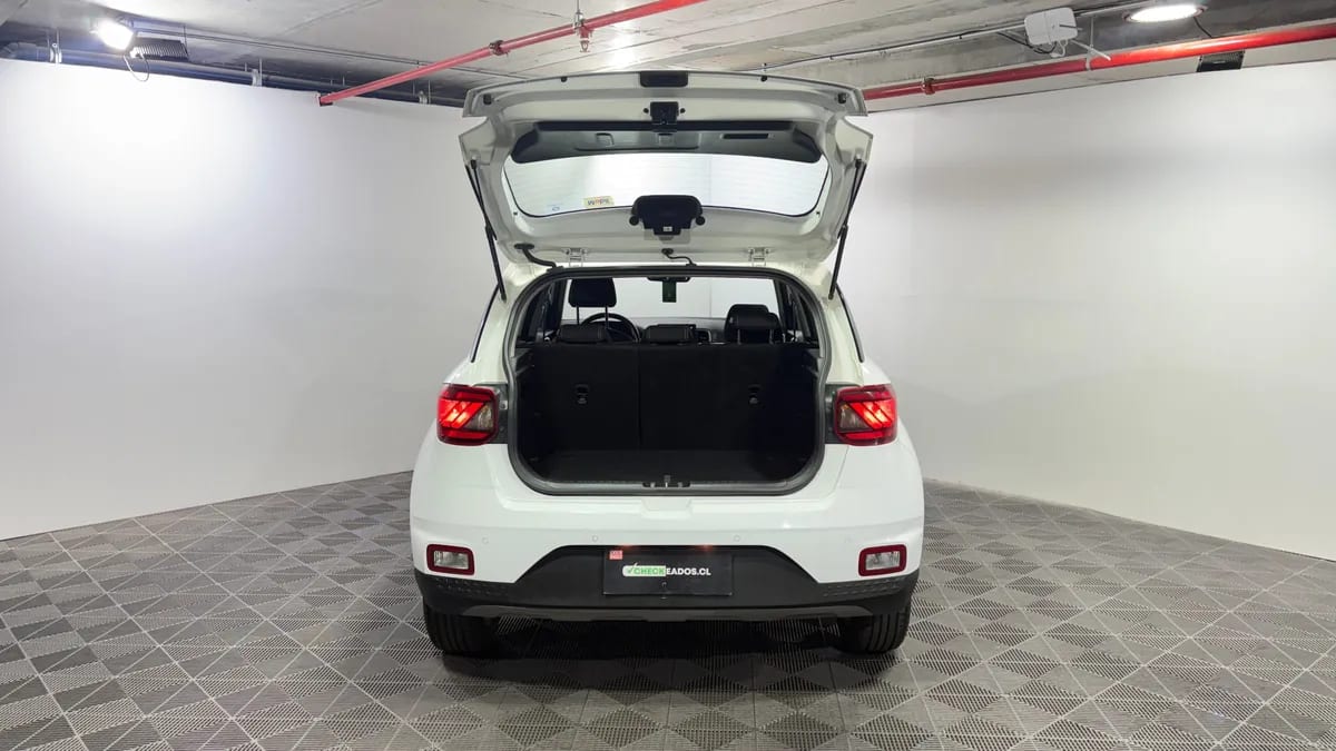 Hyundai Venue 1.6 Qx Value At año 2023