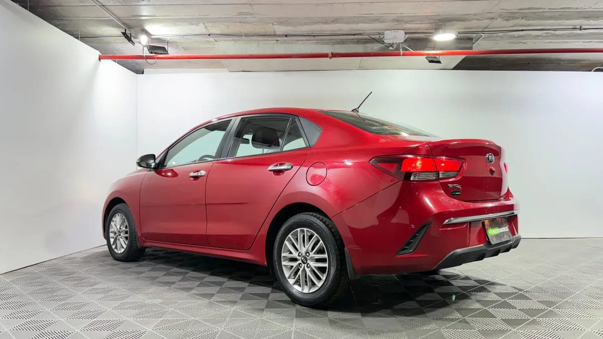 Kia Rio 4 1.4 Ex Full At año 2022