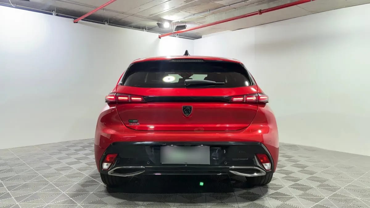 Peugeot 308 1.2 Allure Pack Puretech 130hp At año 2023