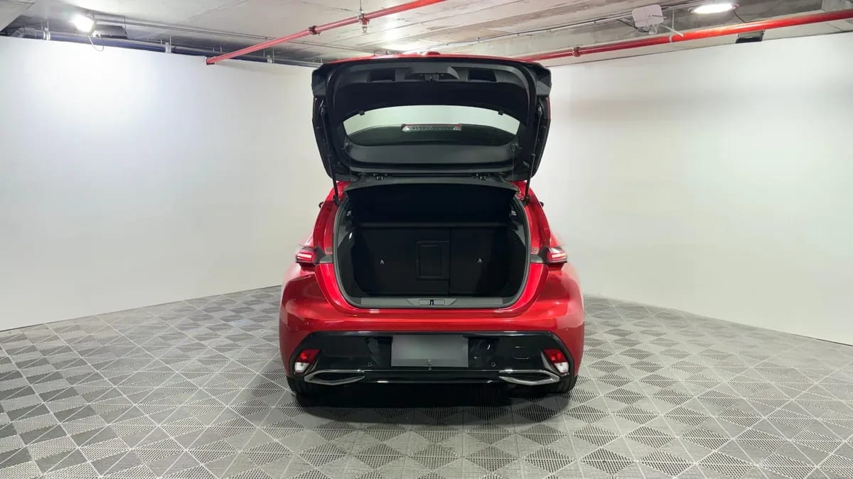 Peugeot 308 1.2 Allure Pack Puretech 130hp At año 2023