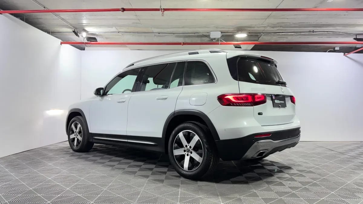 Mercedes-Benz Glb200 1.3 At año 2023