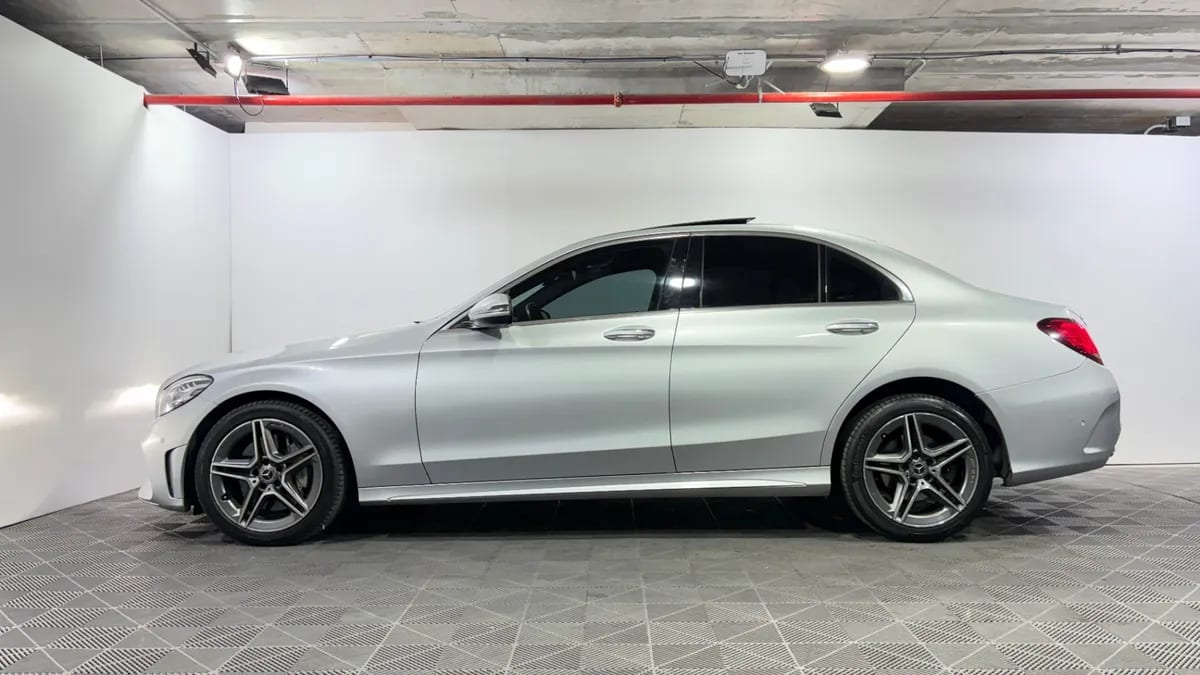 Mercedes-Benz C300 2.0 Fl At año 2019