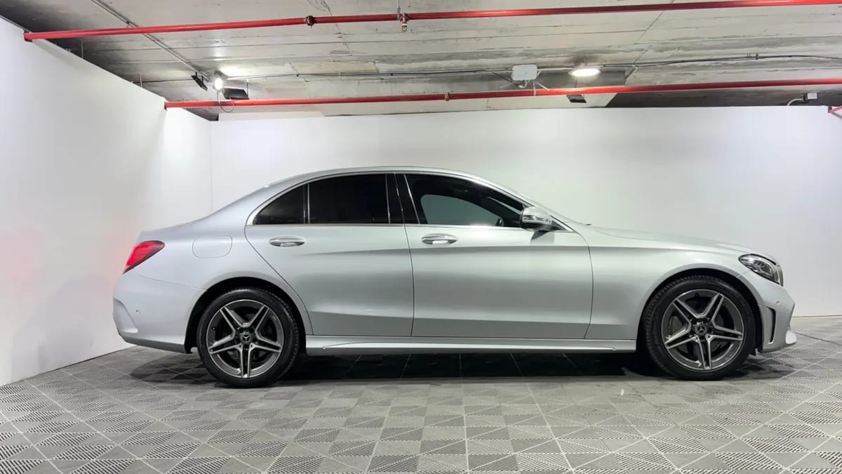 Mercedes-Benz C300 2.0 Fl At año 2019