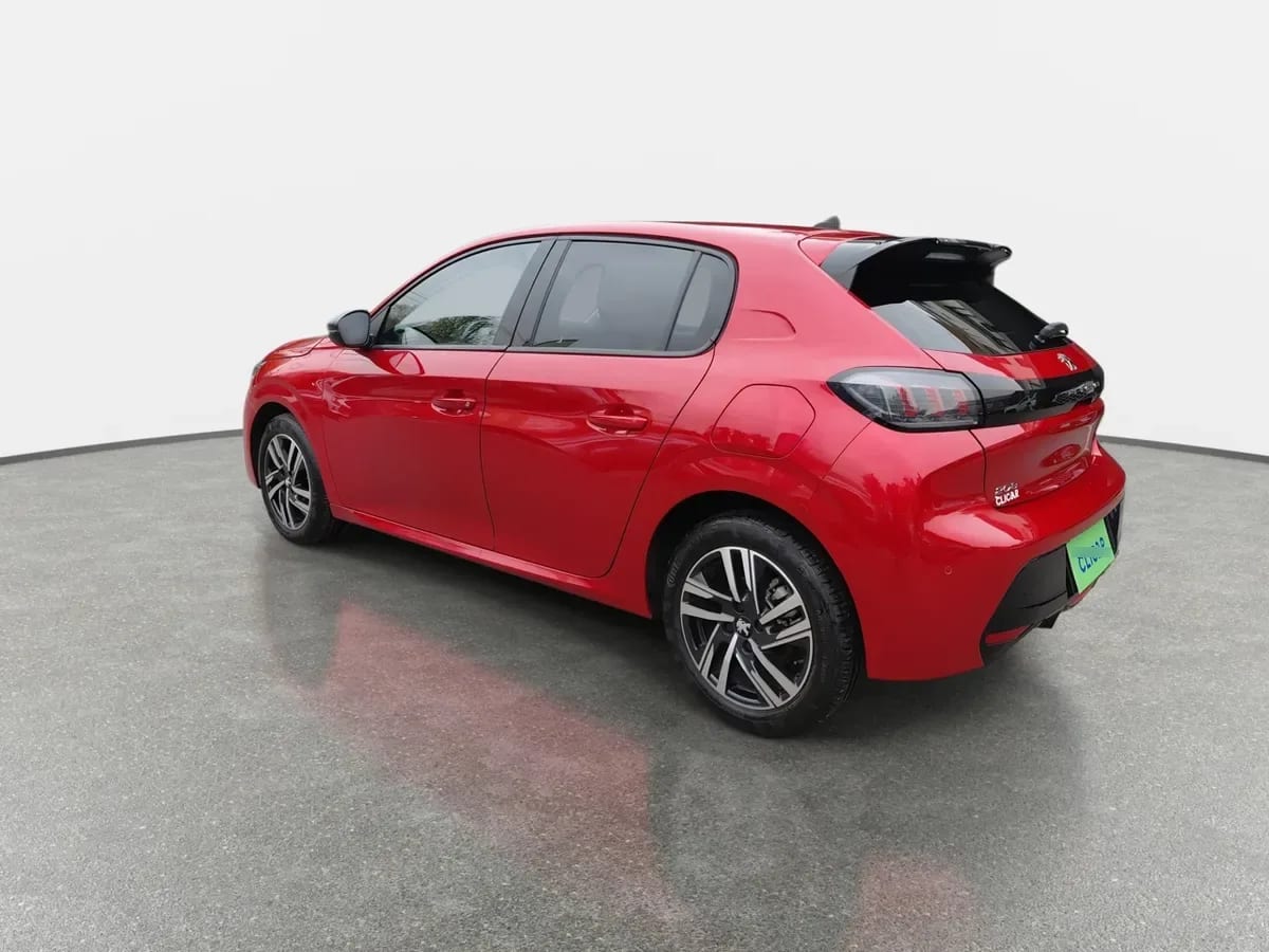 Peugeot 208 1.2 Puretech Allure Pack 130 4x2 Eat8 5p año 2024