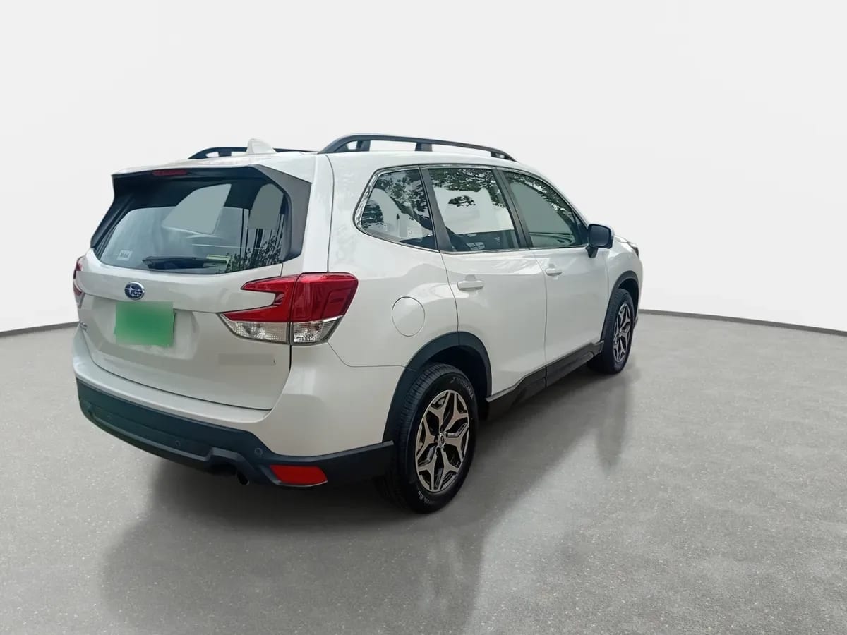 Subaru Forester 2.0i Dynamic Eyesight Awd At 5p año 2023