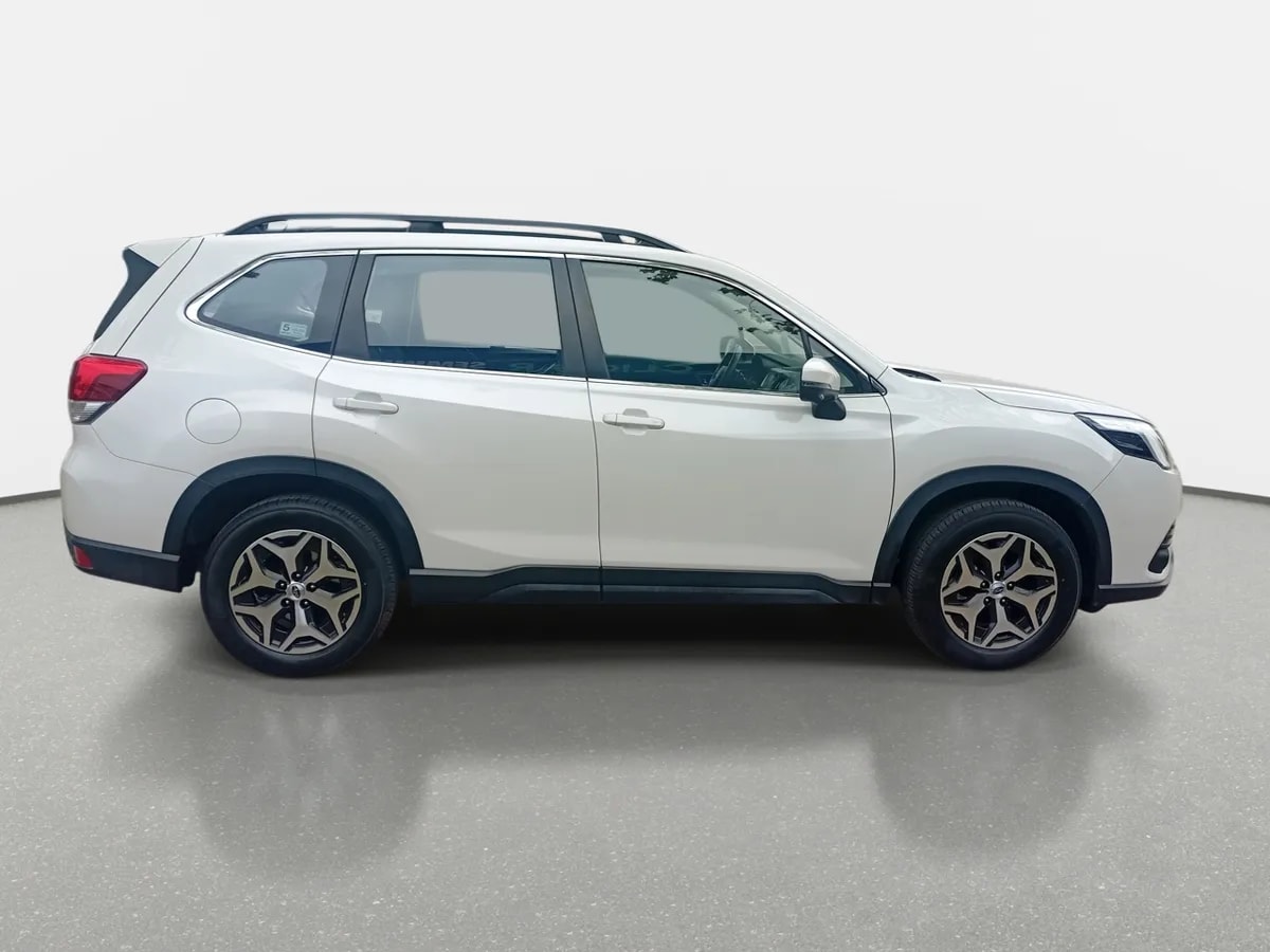 Subaru Forester 2.0i Dynamic Eyesight Awd At 5p año 2023