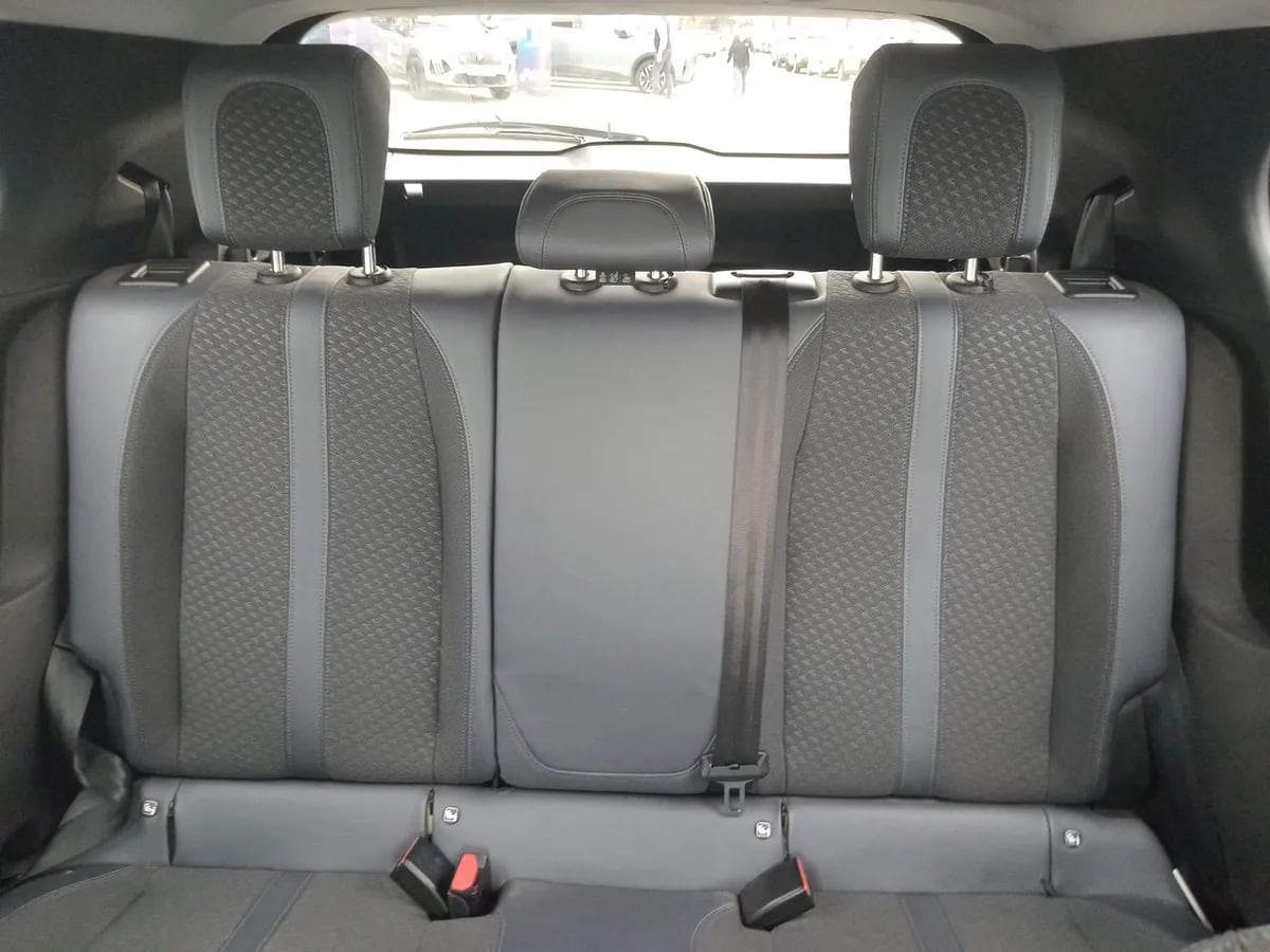 Peugeot 2008 1.2 Allure Bluehdi Diesel 4x2 130 At 5p año 2021