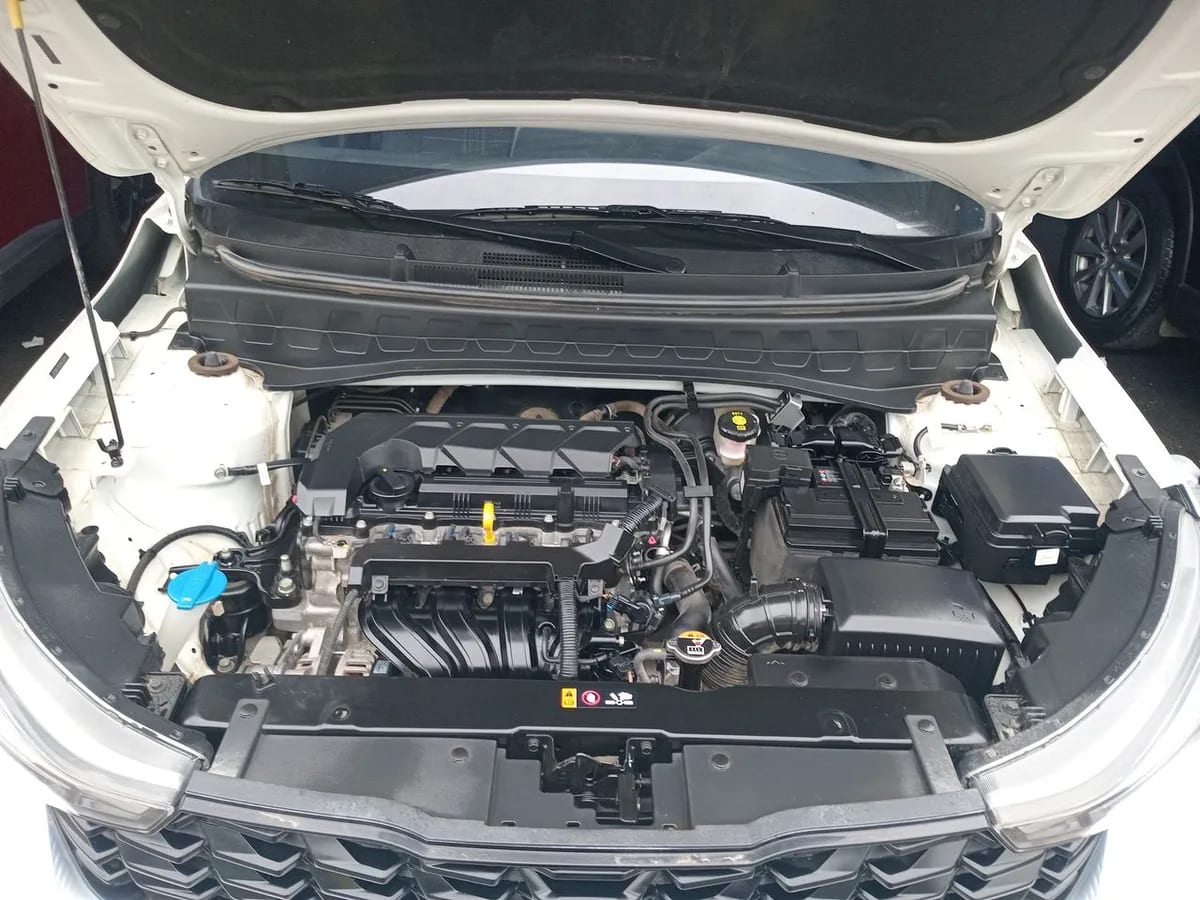 Kia Sonet 1.5 Ex 4x2 Ivt Ri At 5p año 2025