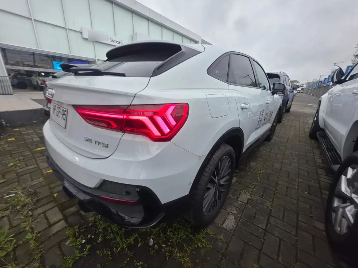Audi Q3 1.5 35 Tfsi S-Line Sportback 4x2 S-Tronic At 5p año 2026