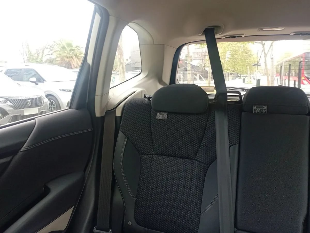 Subaru Forester 2.0i Dynamic Eyesight Awd At 5p año 2023