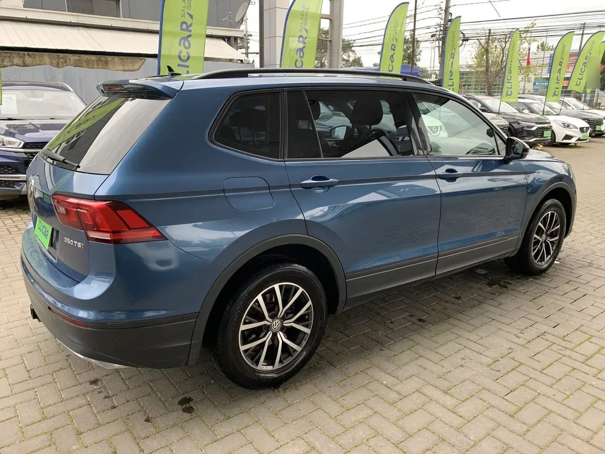 Volkswagen Tiguan 1.4 Tsi Comfortline 4x2 At 5p año 2021