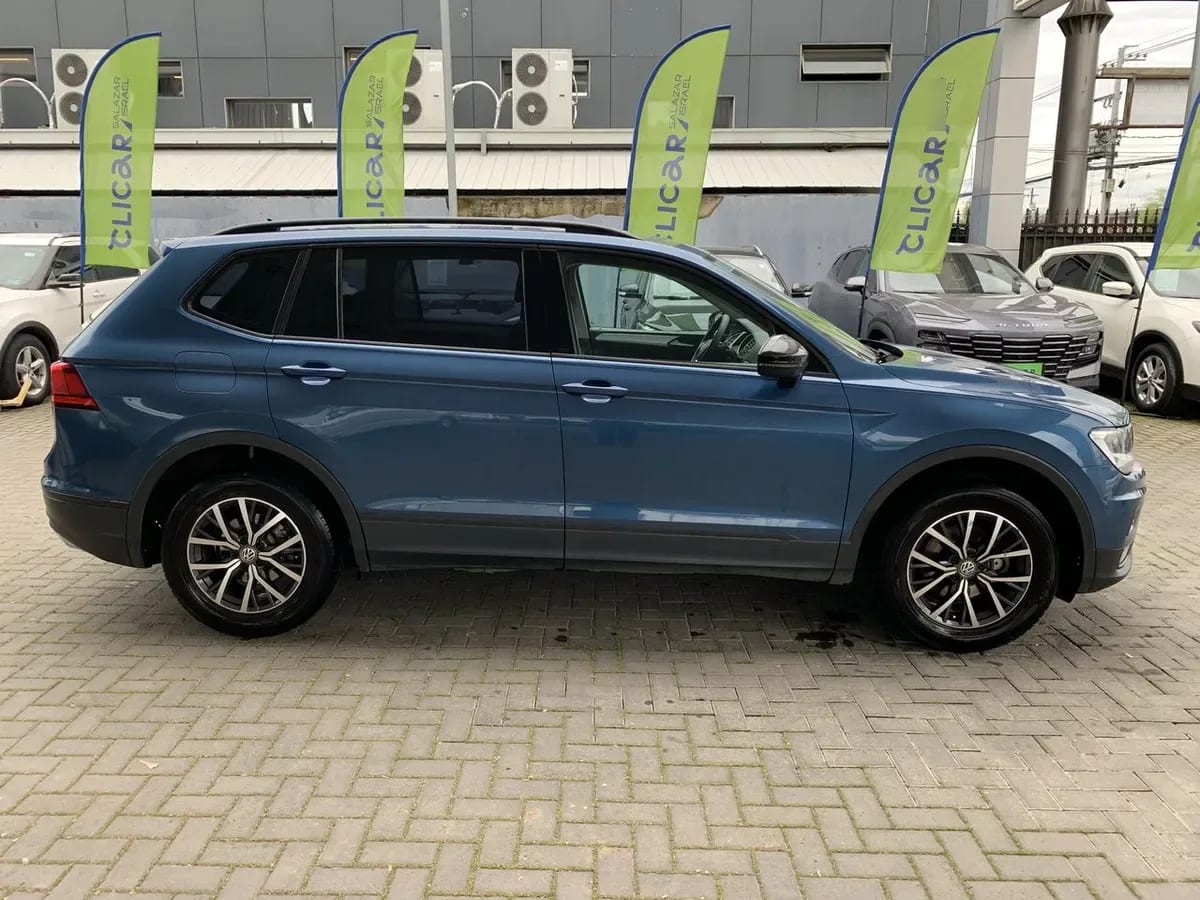 Volkswagen Tiguan 1.4 Tsi Comfortline 4x2 At 5p año 2021