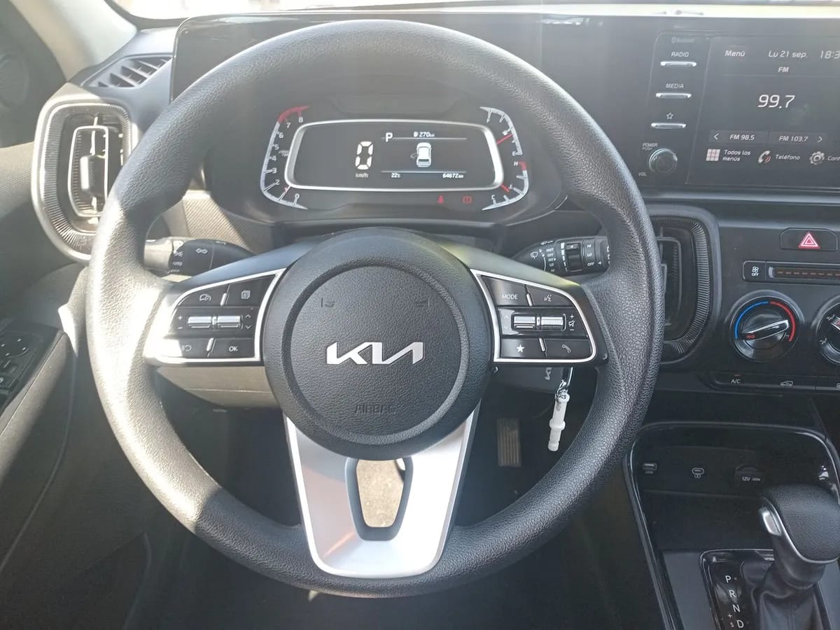 Kia Sonet 1.5 Ex 4x2 Ivt Ri At 5p año 2025