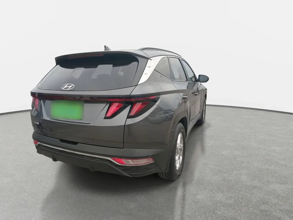 Hyundai Tucson 2.0 Nx4 Plus 2wd At 5p año 2023