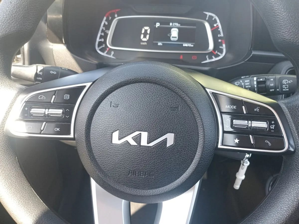 Kia Sonet 1.5 Ex 4x2 Ivt Ri At 5p año 2025
